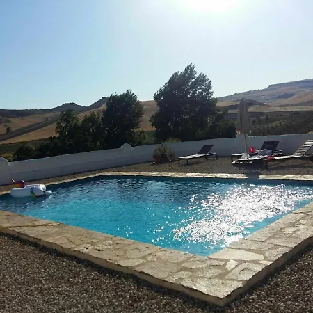 Beautiful Cortijo With Pool Near Вілла Ронда