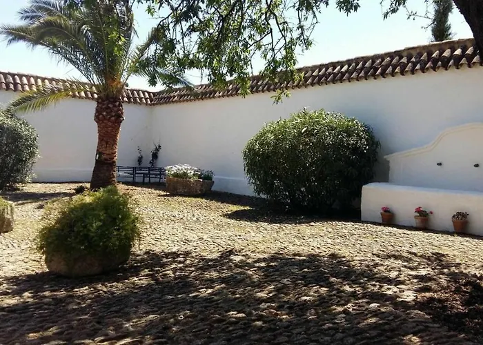 Beautiful Cortijo With Pool Near Ronda
