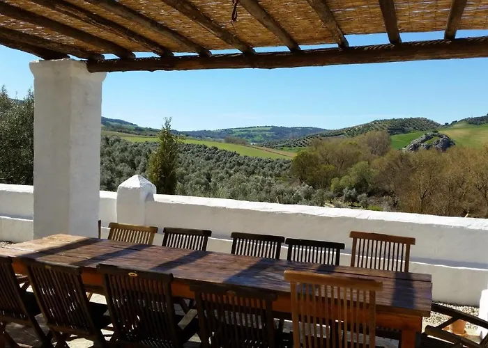 Beautiful Cortijo With Pool Near 빌라