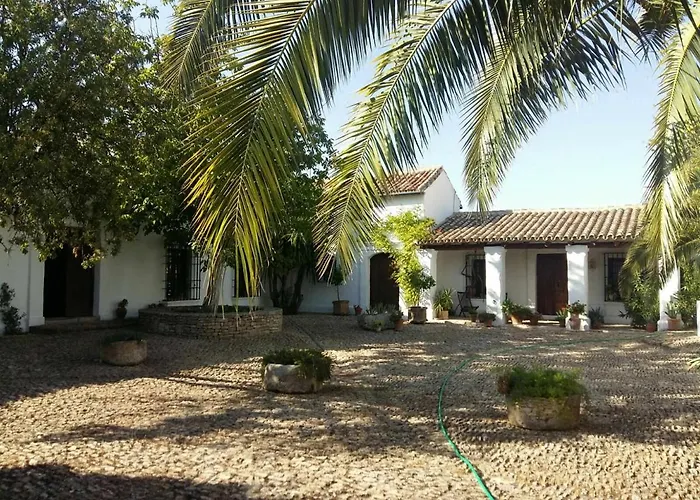 Beautiful Cortijo With Pool Near